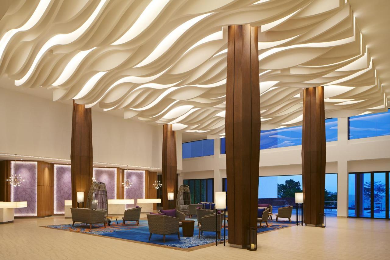 The Westin Desaru Coast Resort Exteriér fotografie The lobby of the hotel