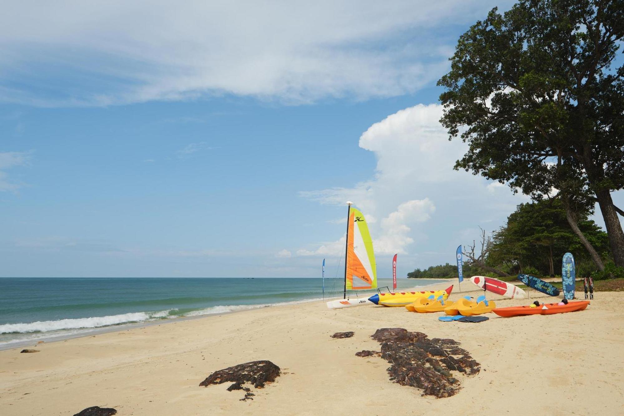 The Westin Desaru Coast Resort Exteriér fotografie Beach at the resort