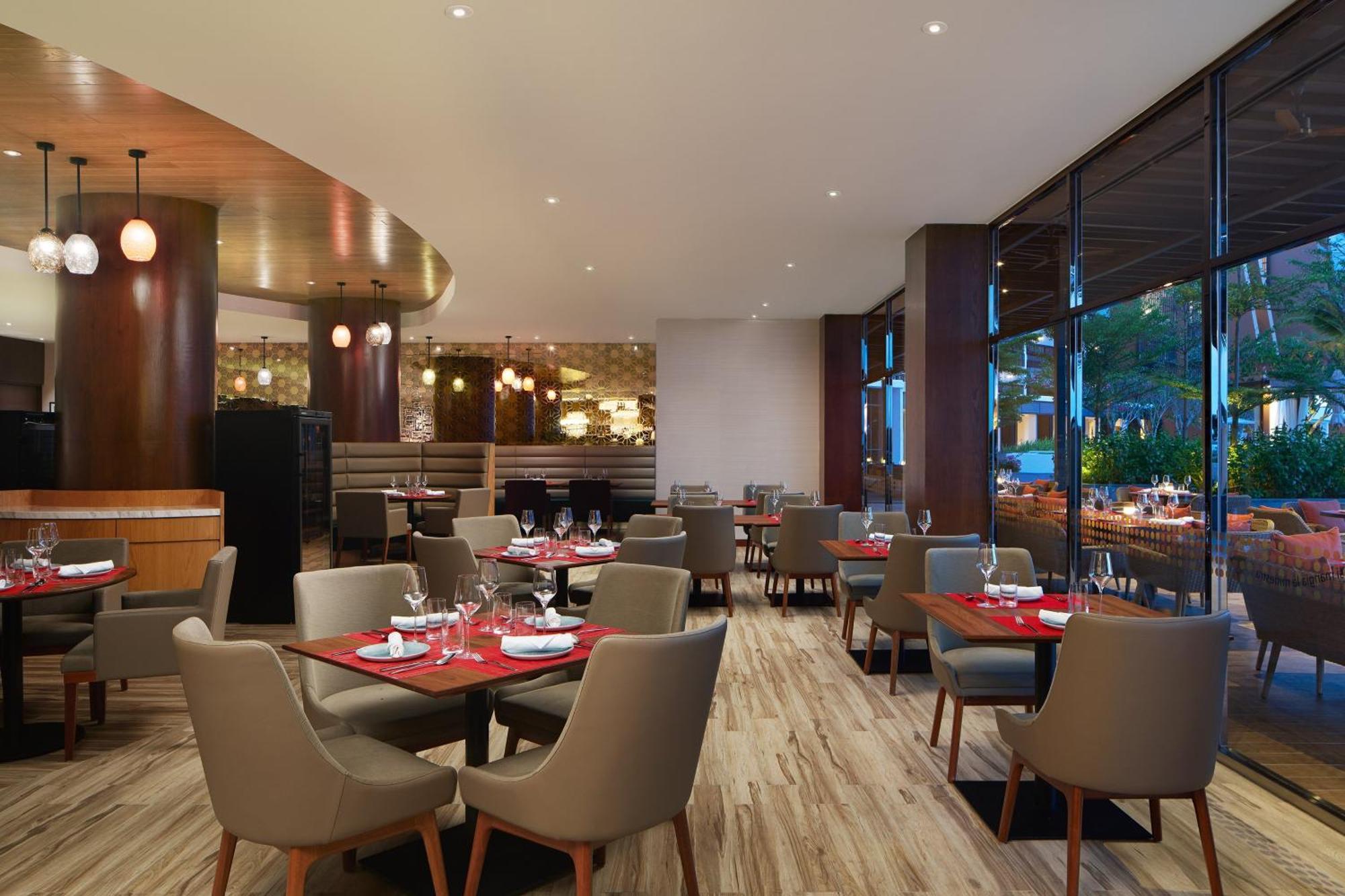 The Westin Desaru Coast Resort Exteriér fotografie The interior of the restaurant