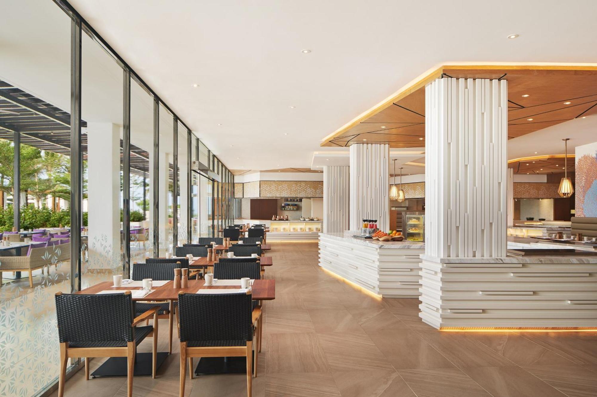 The Westin Desaru Coast Resort Exteriér fotografie The restaurant